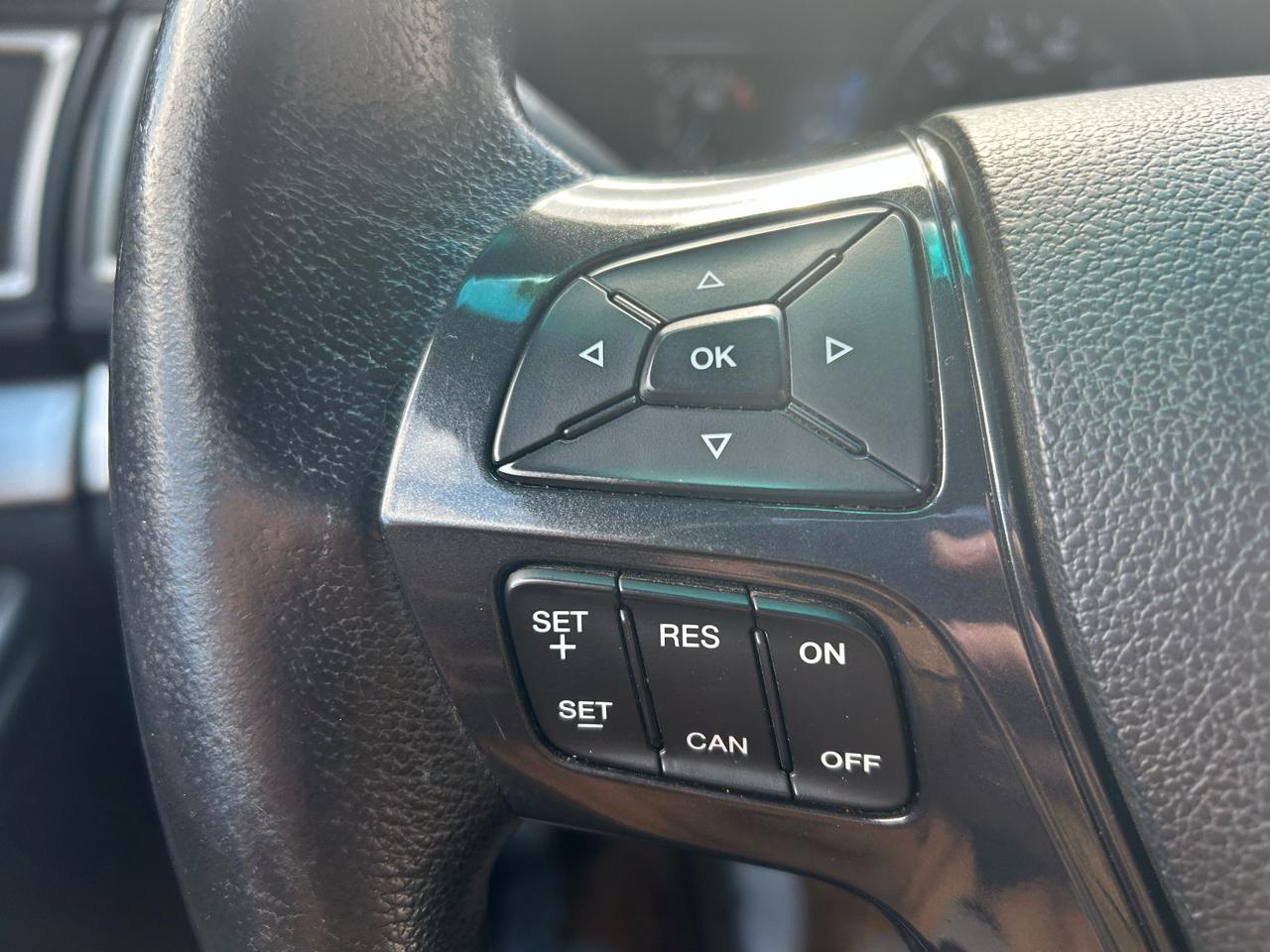 Ford Explorer XLT 4WD 2017