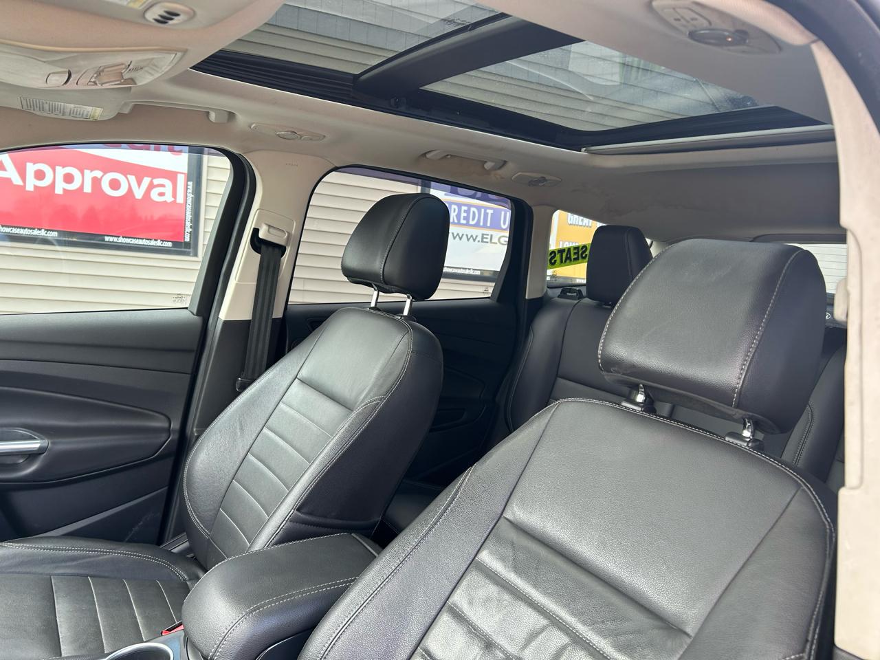 Ford Escape Titanium 4WD 2014