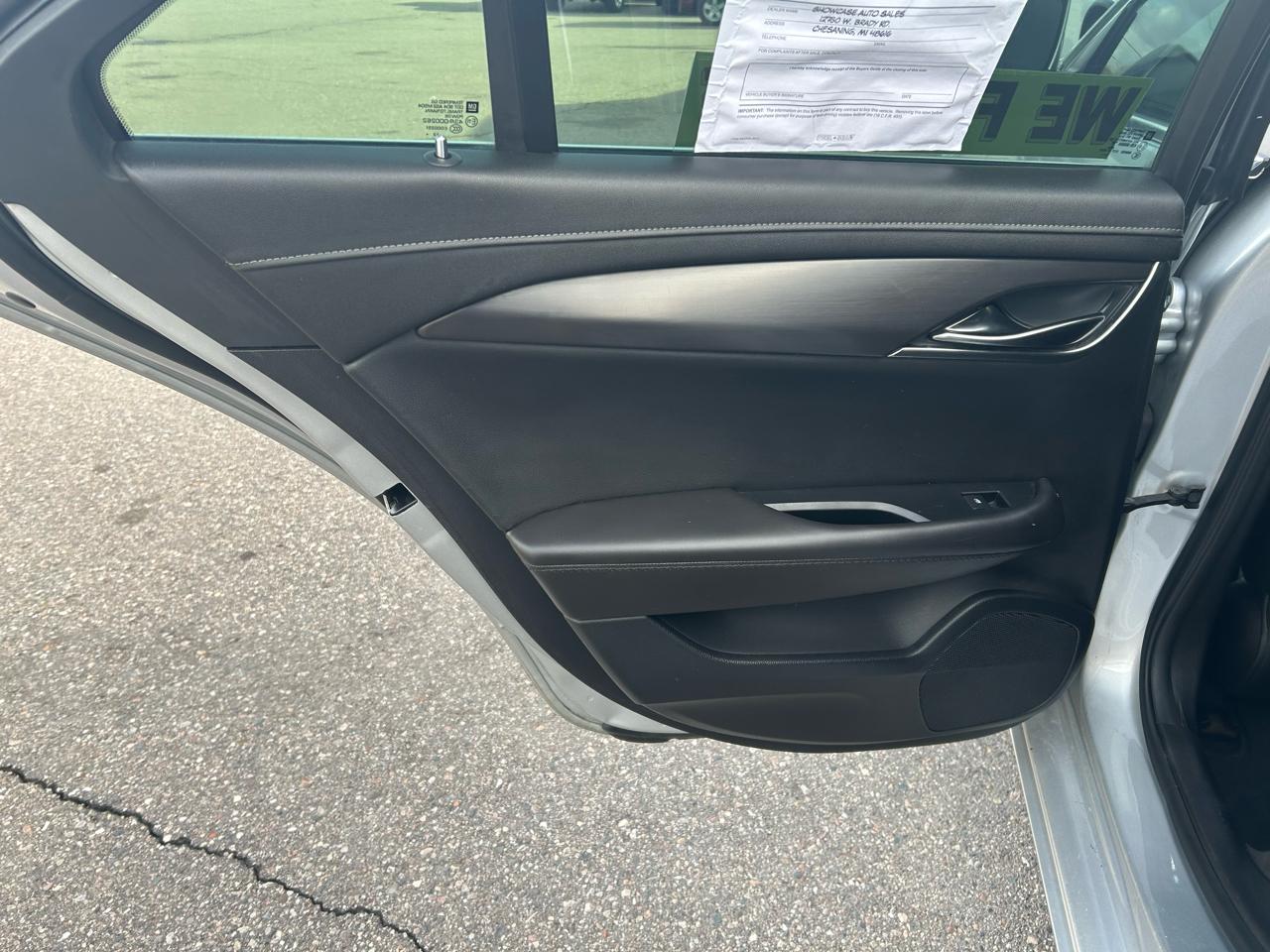 Cadillac ATS 2.5L Standard RWD 2014