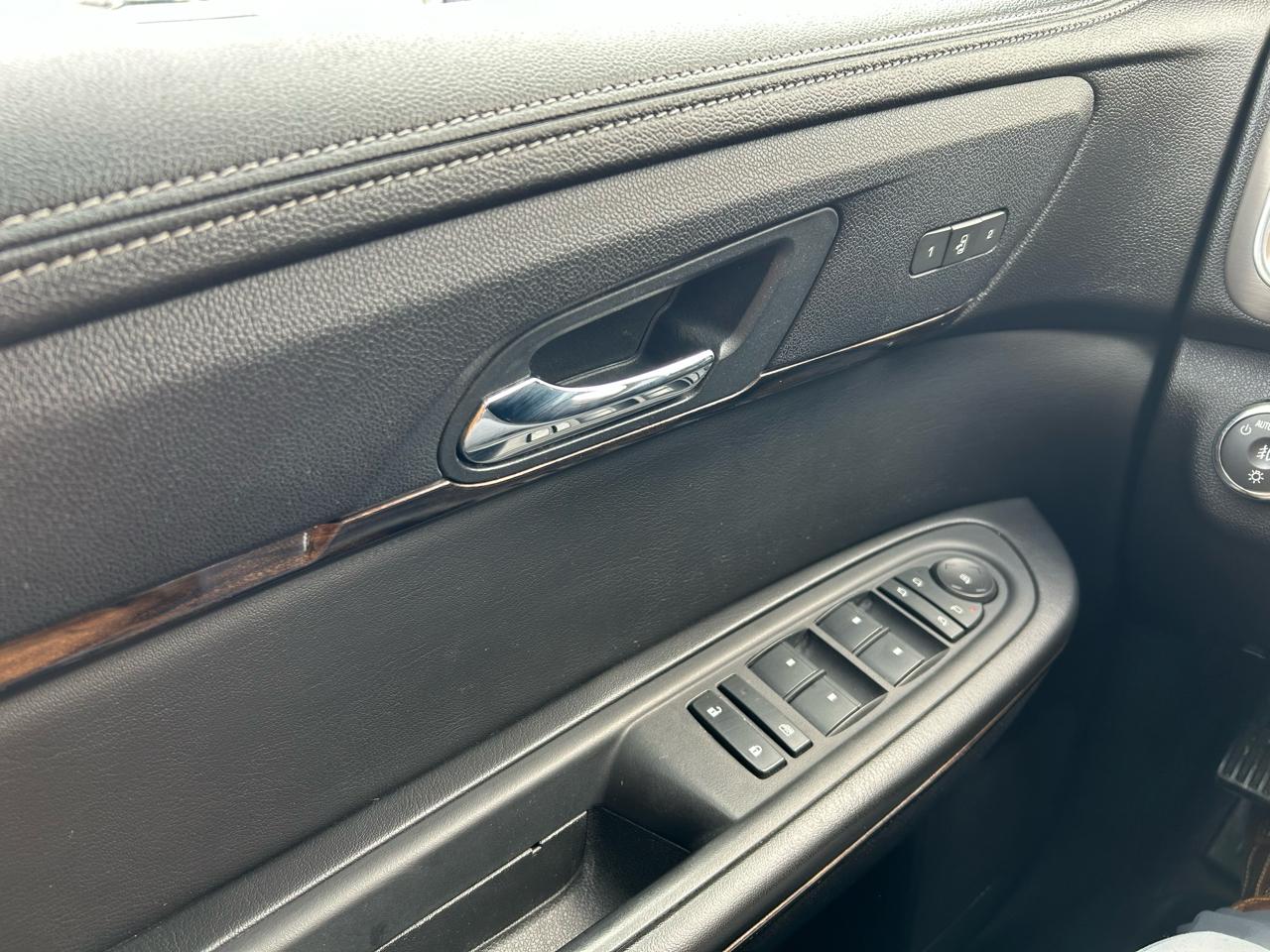 GMC Acadia Denali FWD 2016