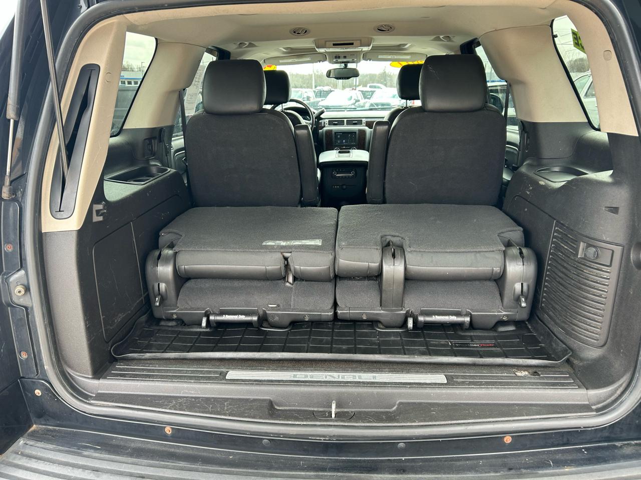 GMC Yukon Denali 4WD 2011