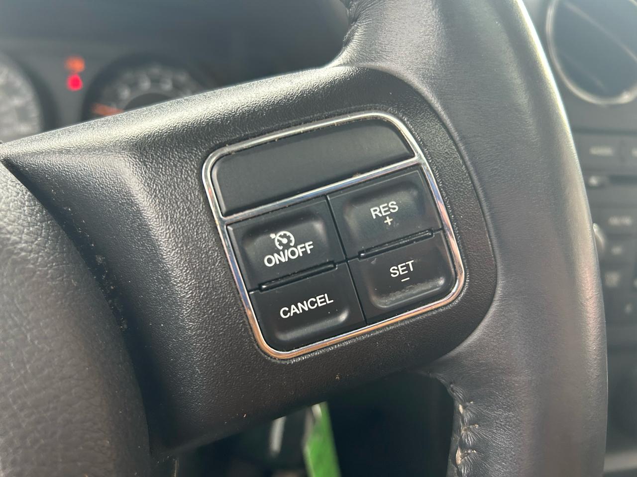 Jeep Patriot Latitude 2WD 2016