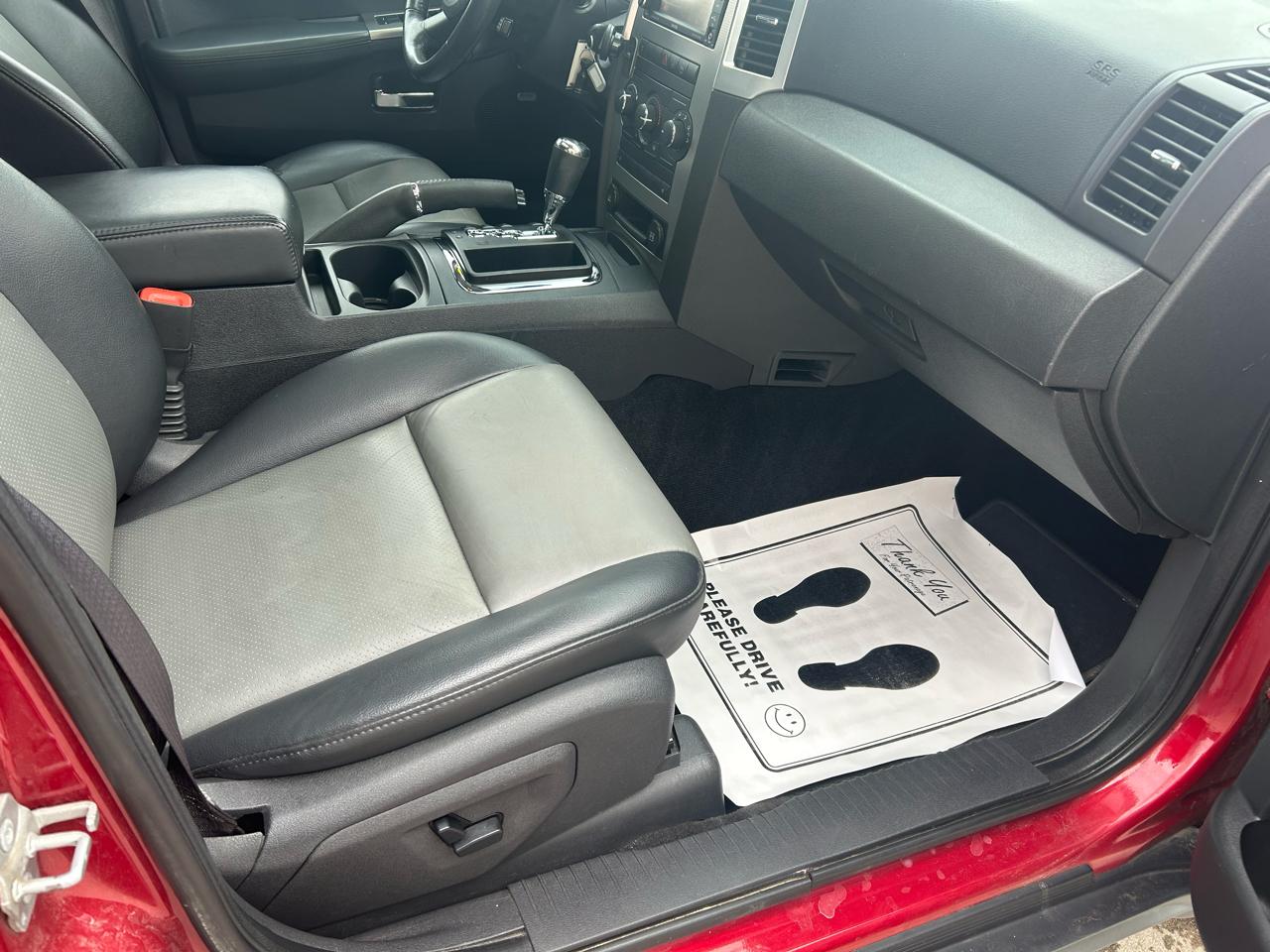 Jeep Grand Cherokee Laredo 4WD 2010