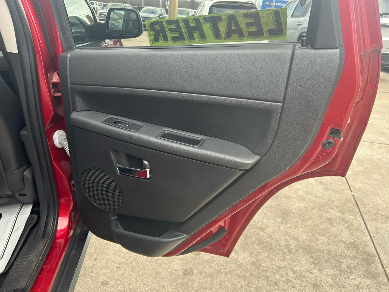 Jeep Grand Cherokee Laredo 4WD 2010