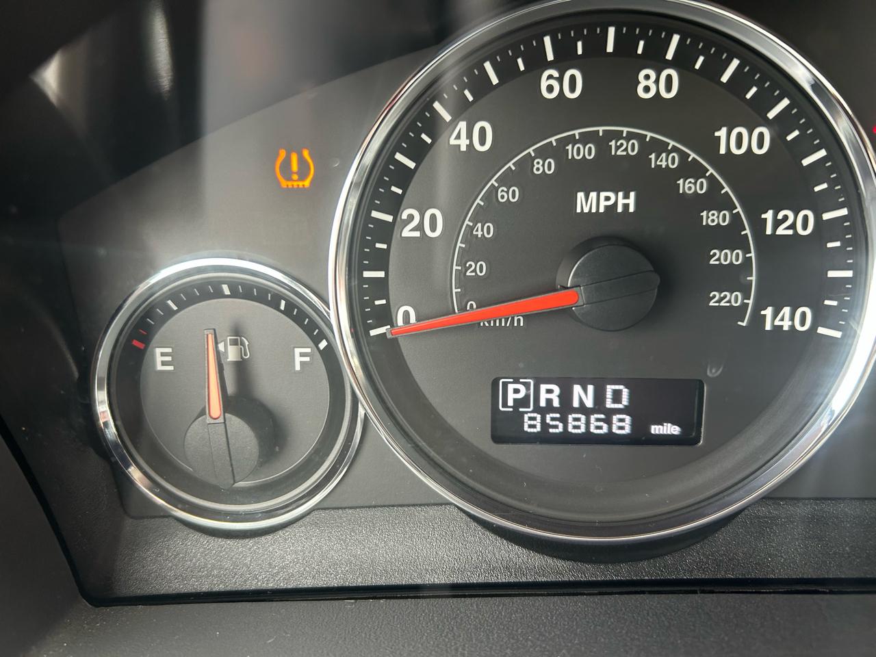 Jeep Grand Cherokee Laredo 4WD 2010