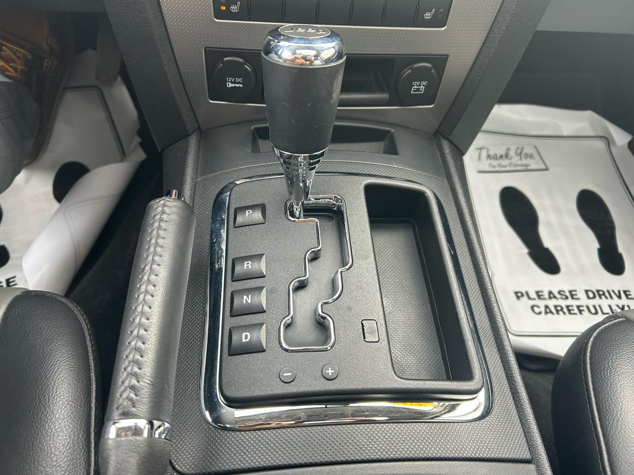 Jeep Grand Cherokee Laredo 4WD 2010