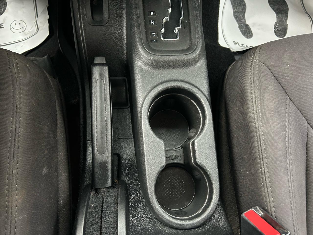 Jeep Wrangler Unlimited Sport 4WD 2014