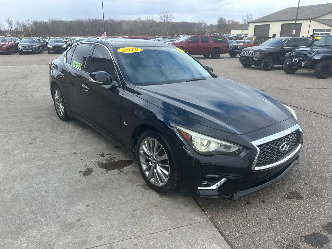 Infiniti Q50 3.0t LUXE AWD 2019