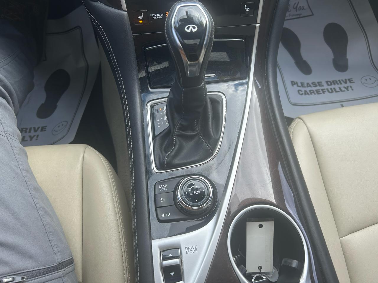 Infiniti Q50 3.0t LUXE AWD 2019