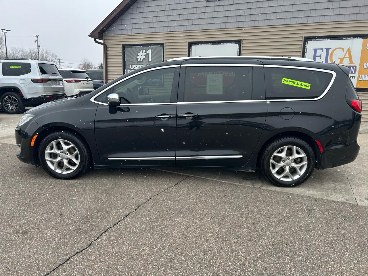 Chrysler Pacifica Limited 2020
