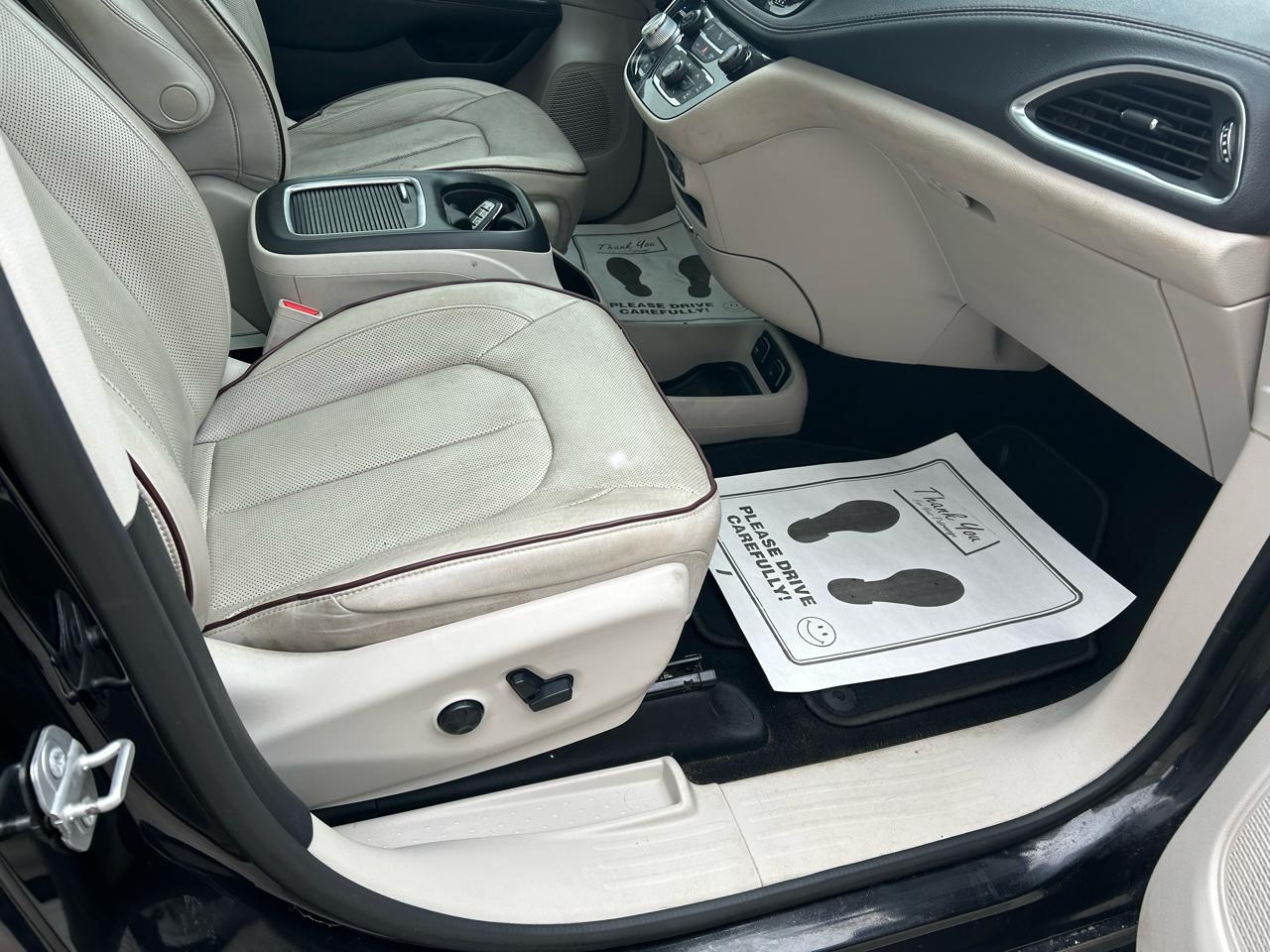 Chrysler Pacifica Limited 2020