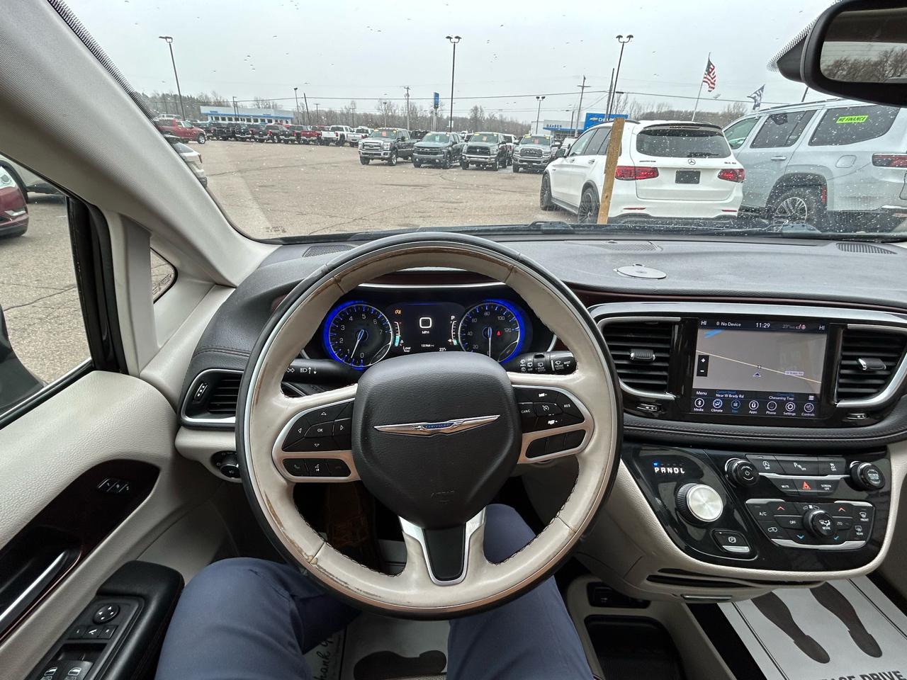 Chrysler Pacifica Limited 2020