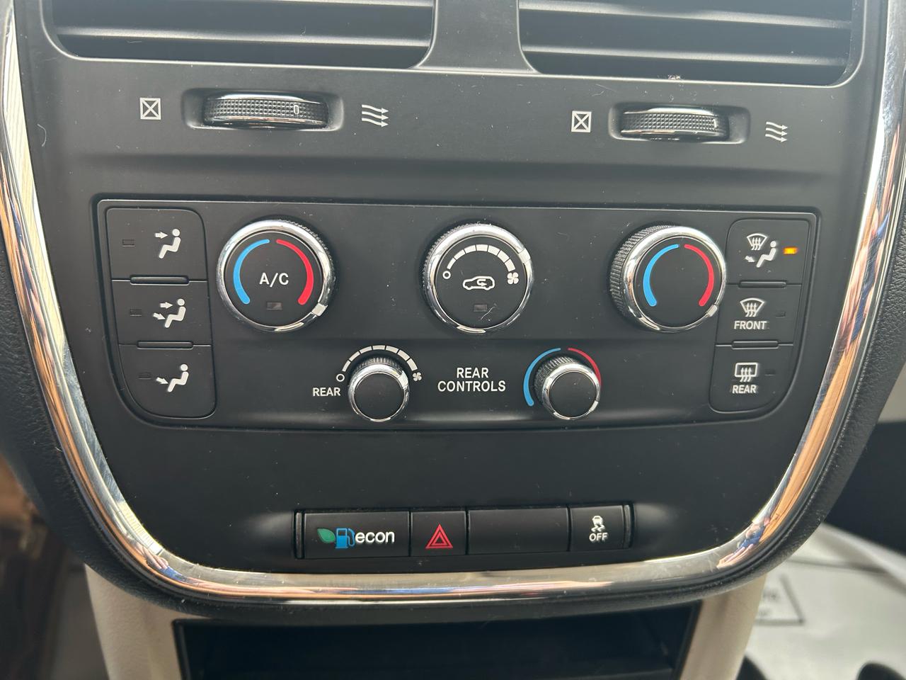 Dodge Grand Caravan SE 2014