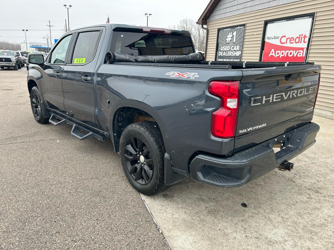 Chevrolet Silverado 1500 Custom Crew Cab Long Box 4WD 2020