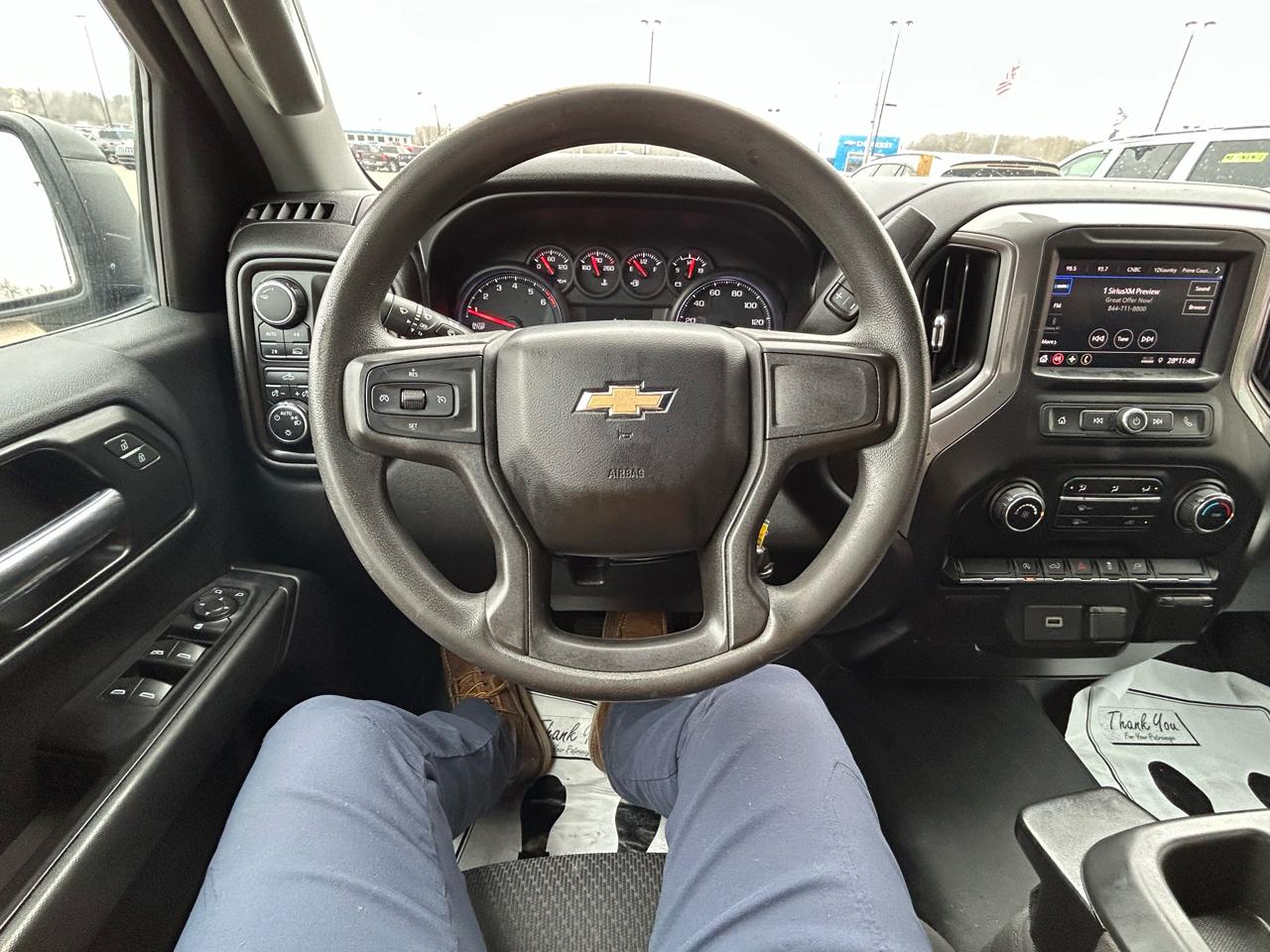 Chevrolet Silverado 1500 Custom Crew Cab Long Box 4WD 2020