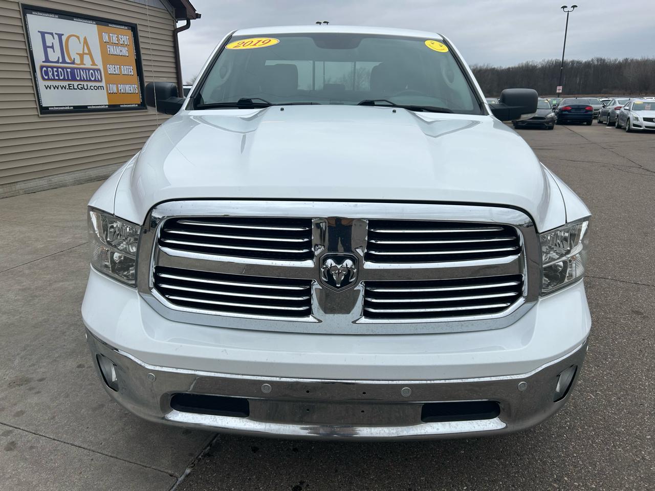 RAM 1500 Classic Tradesman Crew Cab SWB 4WD 2019