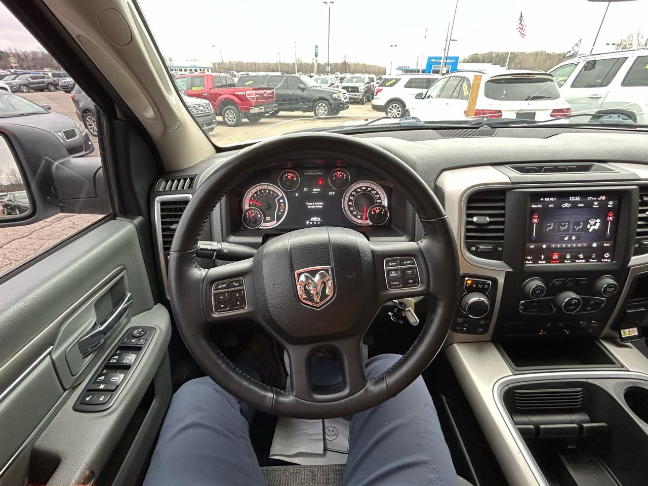 RAM 1500 Classic Tradesman Crew Cab SWB 4WD 2019