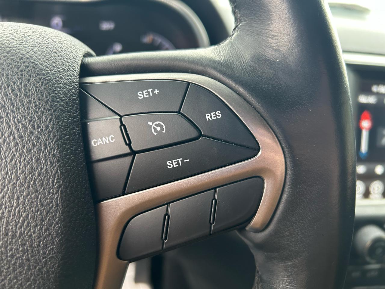 Jeep Grand Cherokee Laredo 4WD 2018