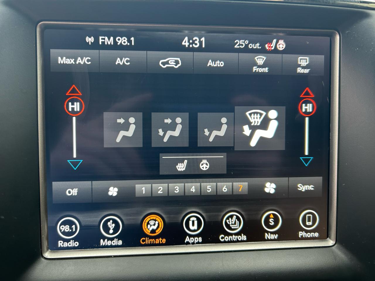 Jeep Grand Cherokee Laredo 4WD 2018