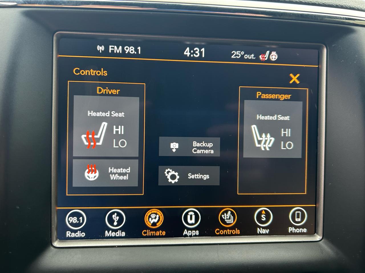 Jeep Grand Cherokee Laredo 4WD 2018