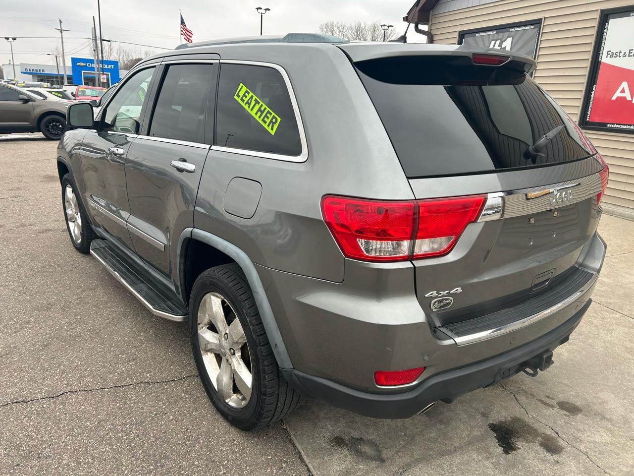 Jeep Grand Cherokee Overland 4WD 2011