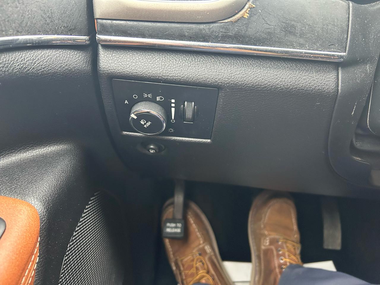 Jeep Grand Cherokee Overland 4WD 2011