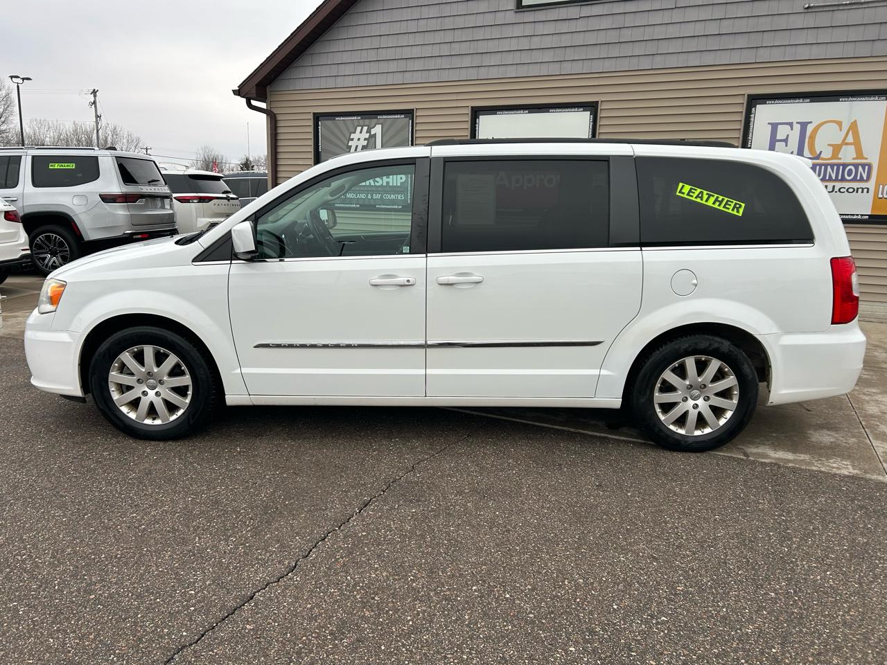 Chrysler Town & Country Touring 2014