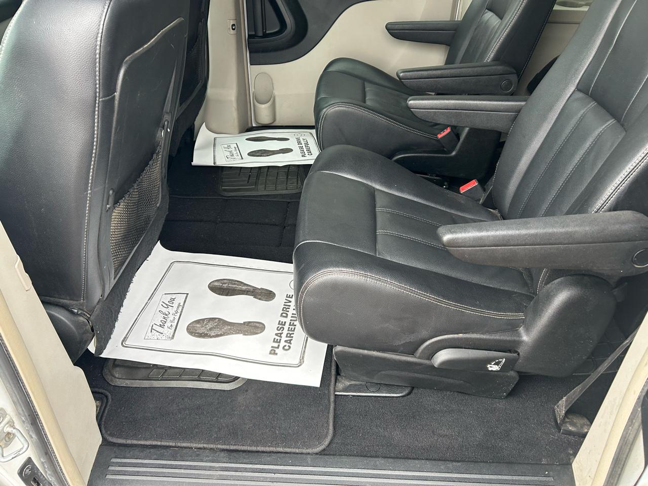 Chrysler Town & Country Touring 2014