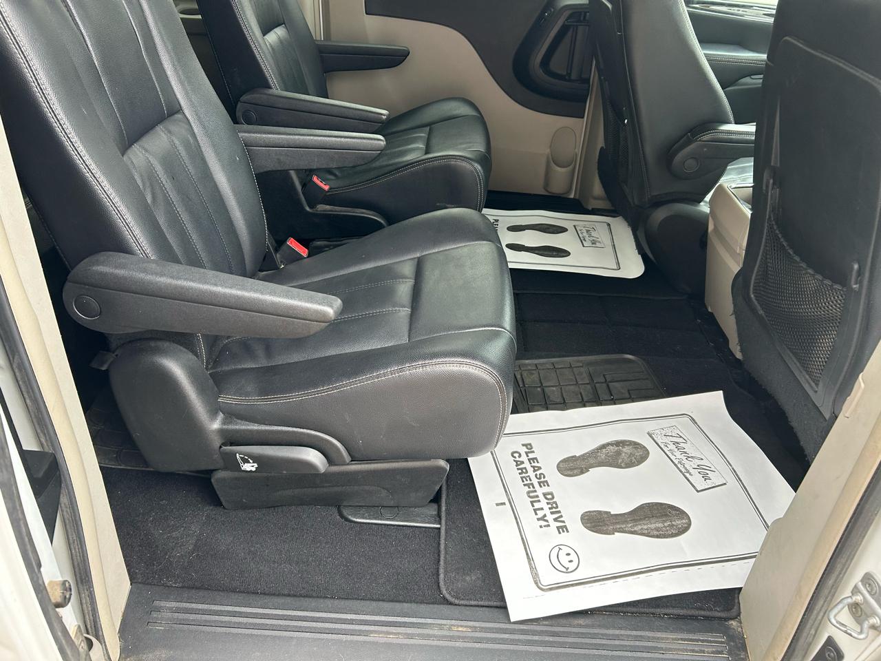 Chrysler Town & Country Touring 2014