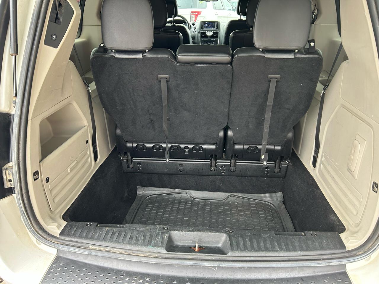 Chrysler Town & Country Touring 2014