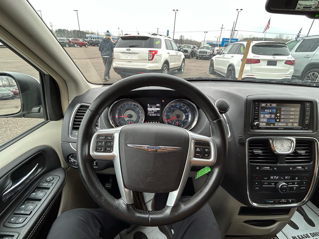 Chrysler Town & Country Touring 2014