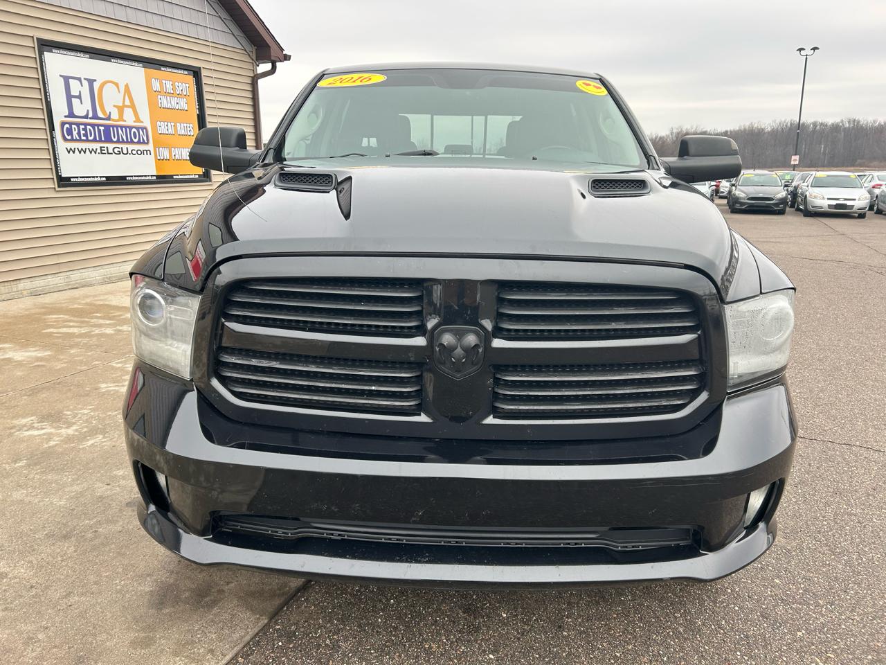 RAM 1500 Sport Crew Cab LWB 4WD 2016