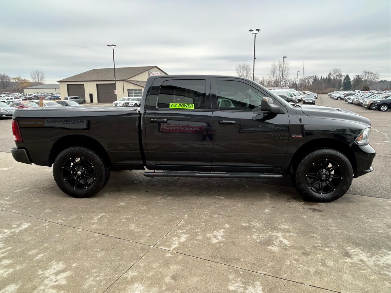 RAM 1500 Sport Crew Cab LWB 4WD 2016