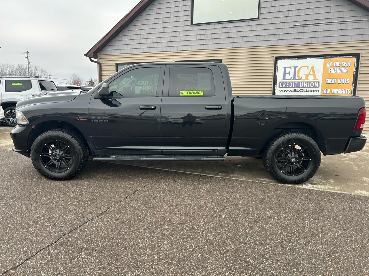 RAM 1500 Sport Crew Cab LWB 4WD 2016