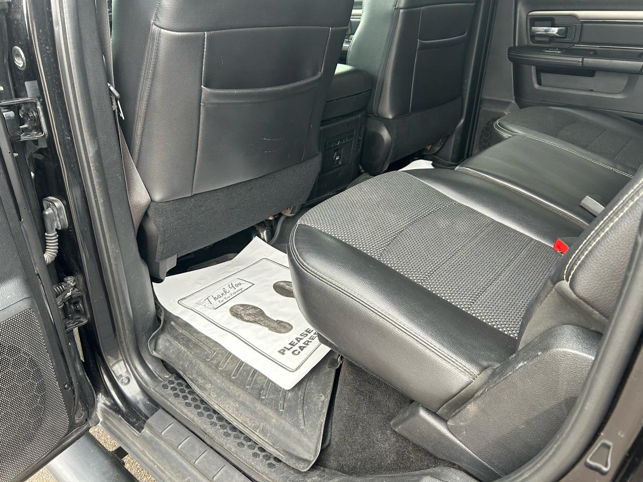 RAM 1500 Sport Crew Cab LWB 4WD 2016