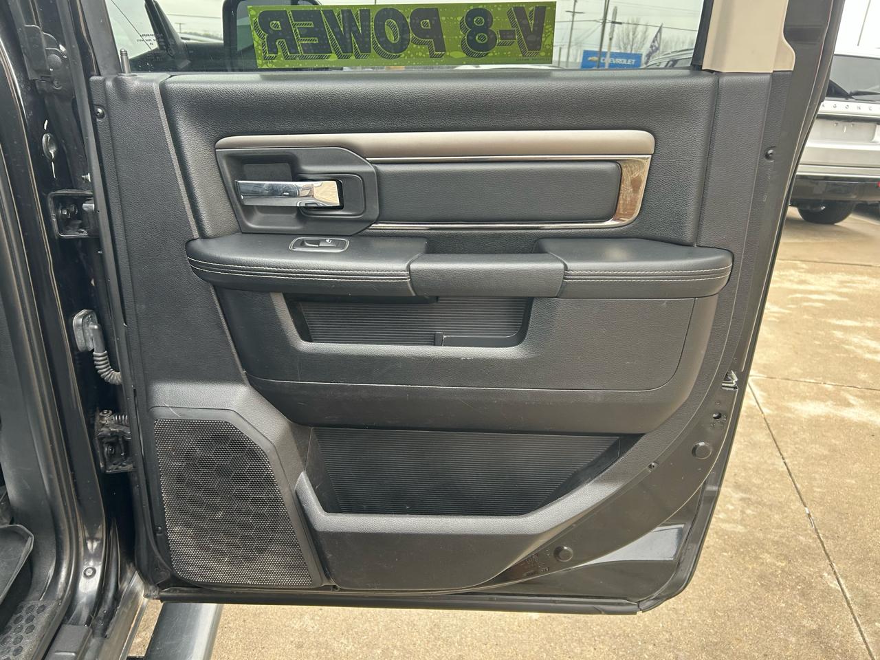 RAM 1500 Sport Crew Cab LWB 4WD 2016