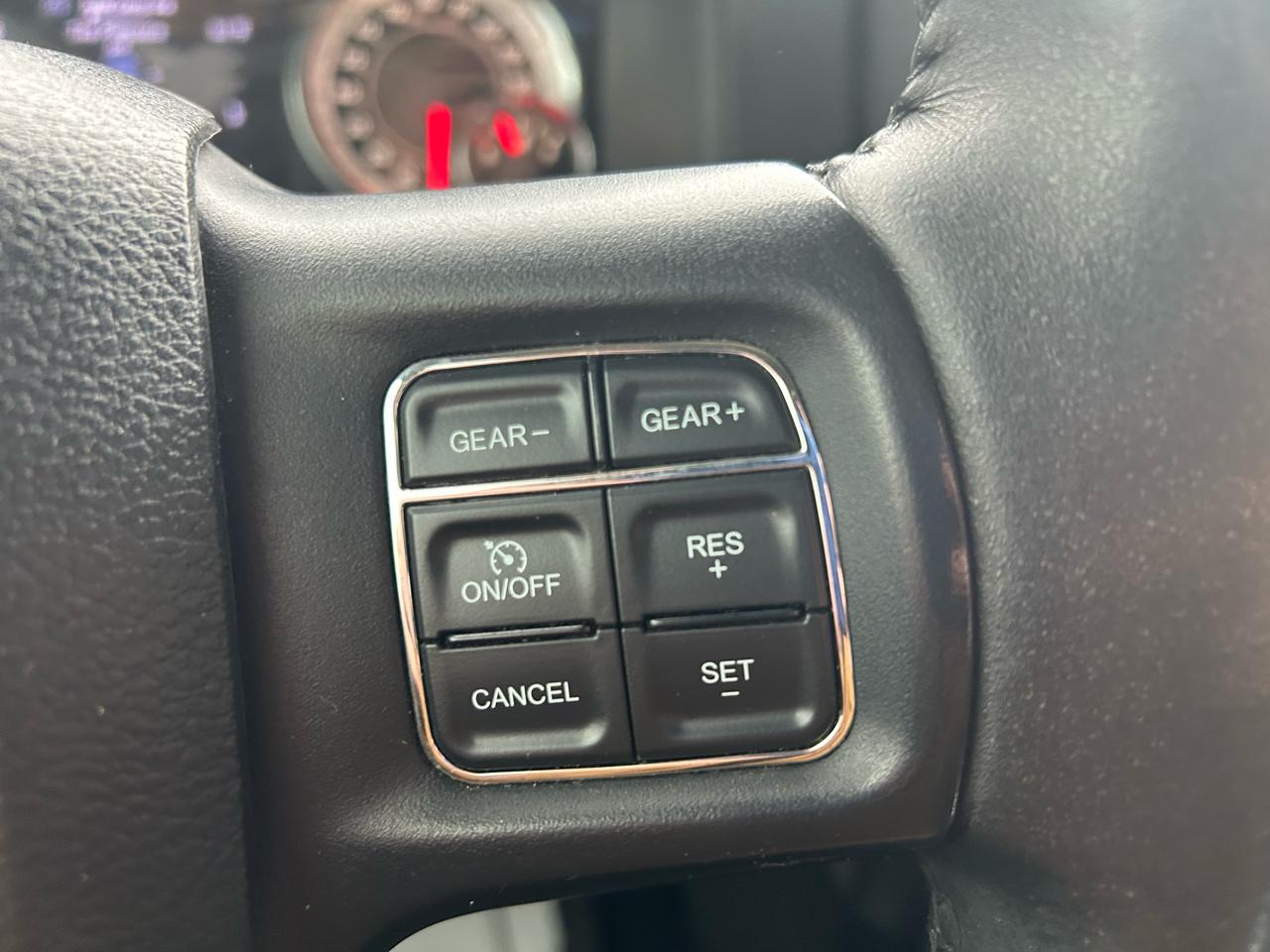 RAM 1500 Sport Crew Cab LWB 4WD 2016