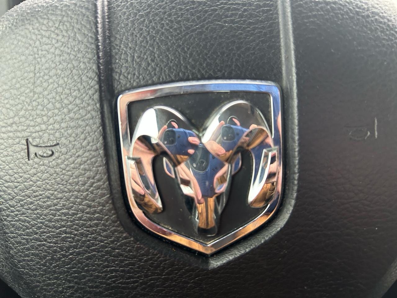 RAM 1500 Sport Crew Cab LWB 4WD 2016