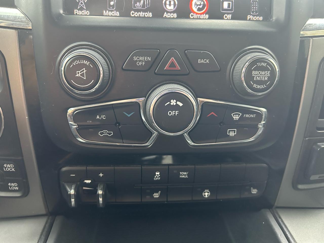 RAM 1500 Sport Crew Cab LWB 4WD 2016