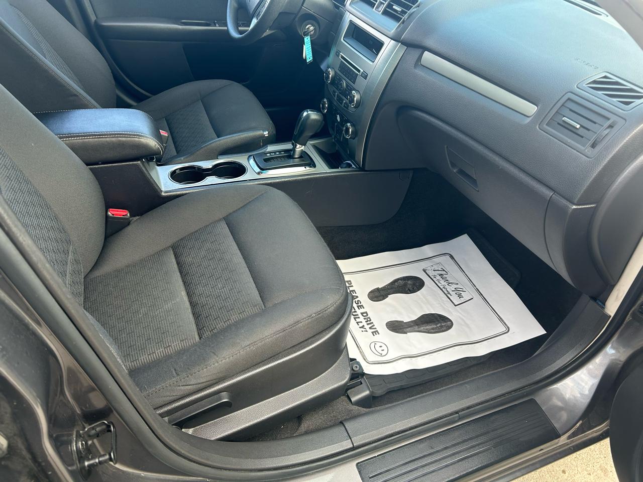 Ford Fusion V6 SE 2011