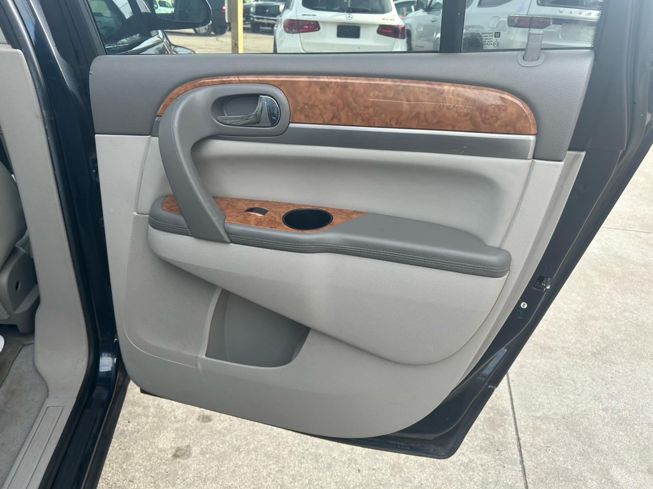 Buick Enclave Leather FWD 2012