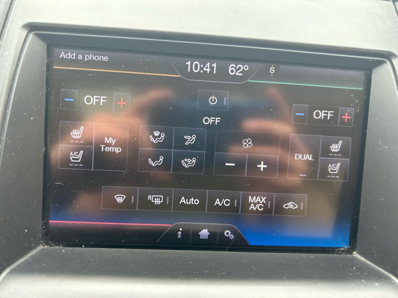 Ford Taurus Limited FWD 2013