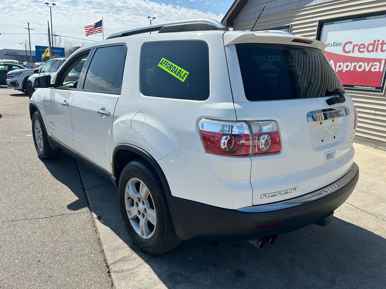 GMC Acadia SLE-1 FWD 2008