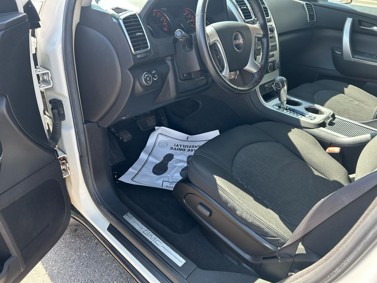 GMC Acadia SLE-1 FWD 2008