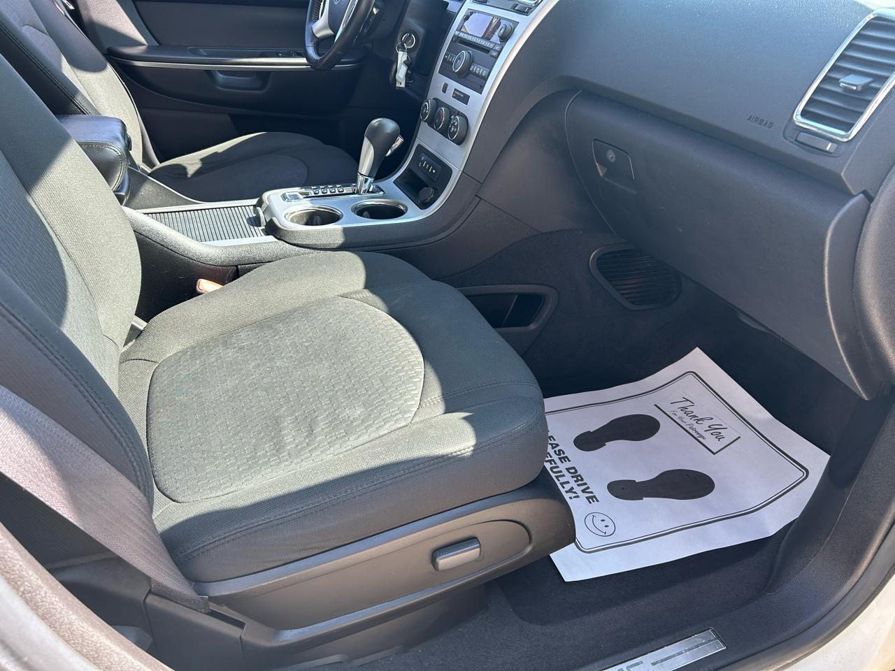 GMC Acadia SLE-1 FWD 2008