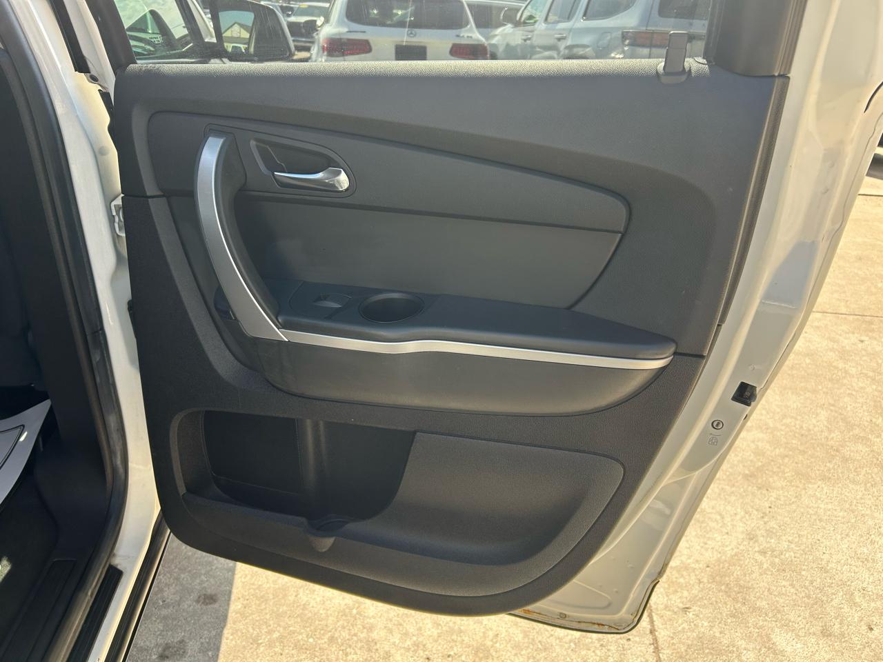 GMC Acadia SLE-1 FWD 2008