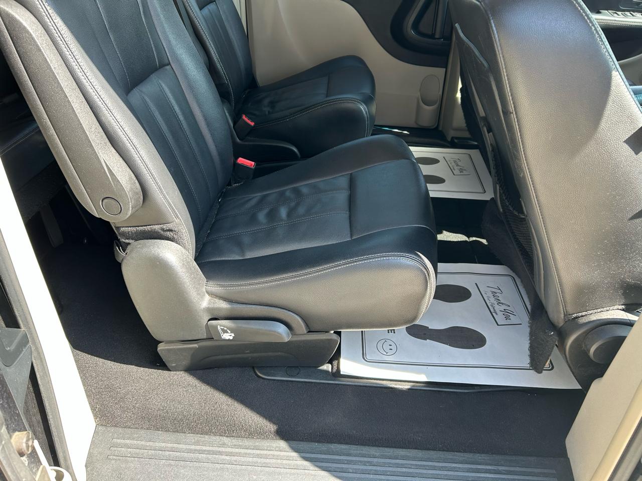 Chrysler Town & Country Touring 2015