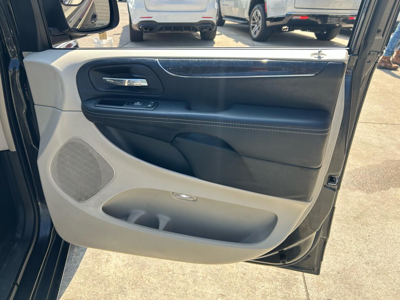 Chrysler Town & Country Touring 2015