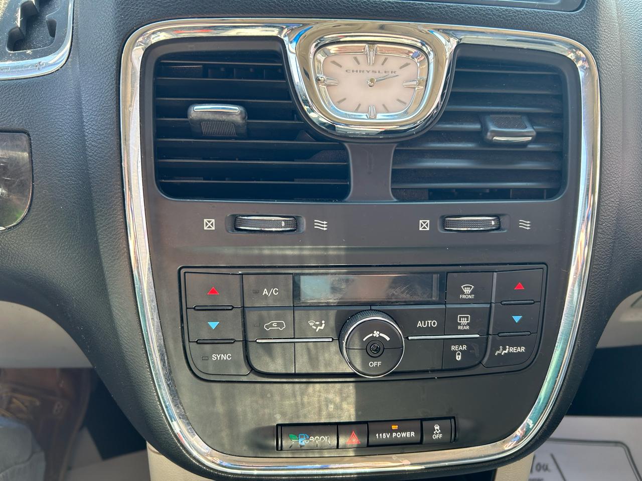 Chrysler Town & Country Touring 2015