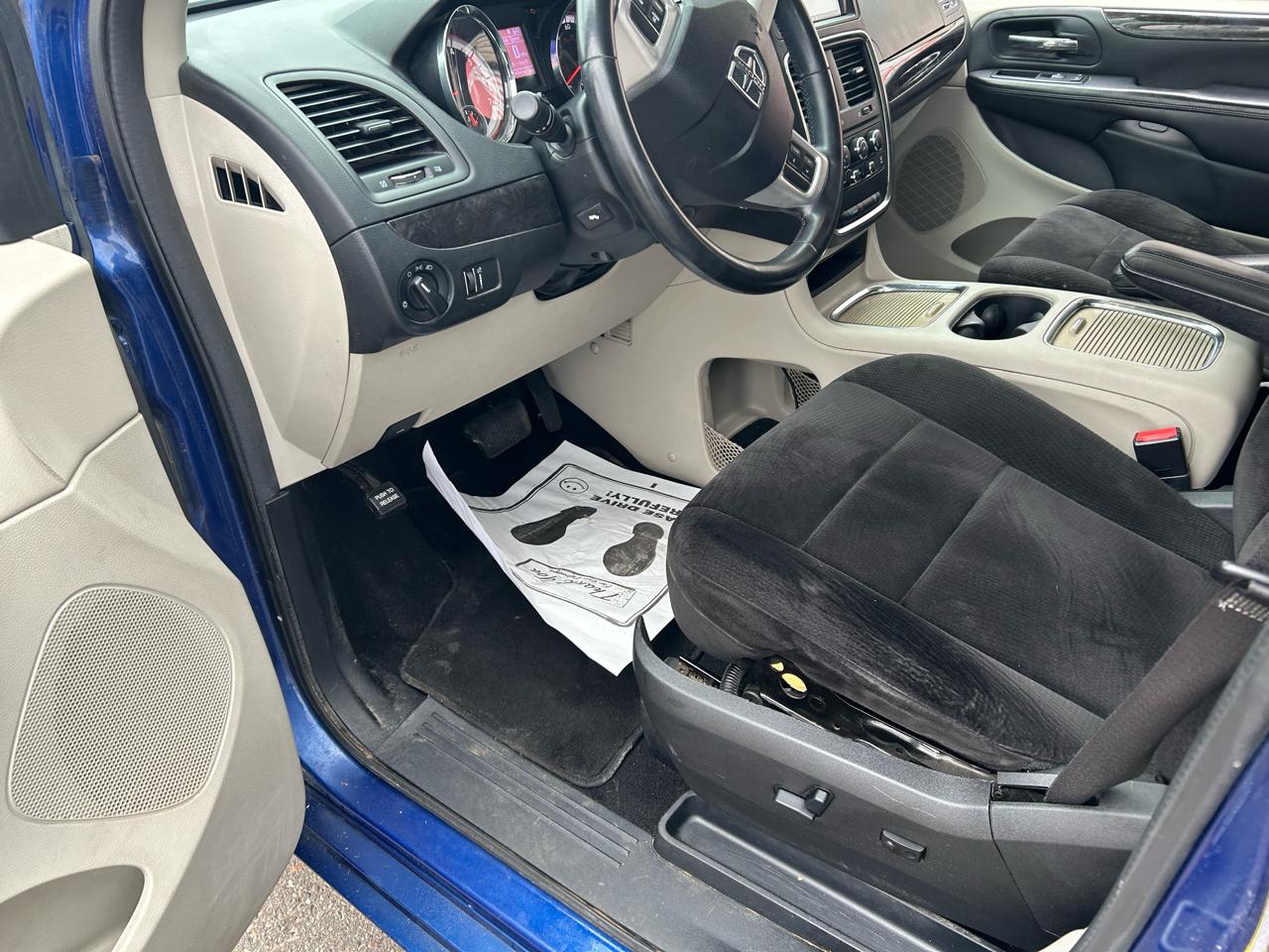 Dodge Grand Caravan SXT 2013